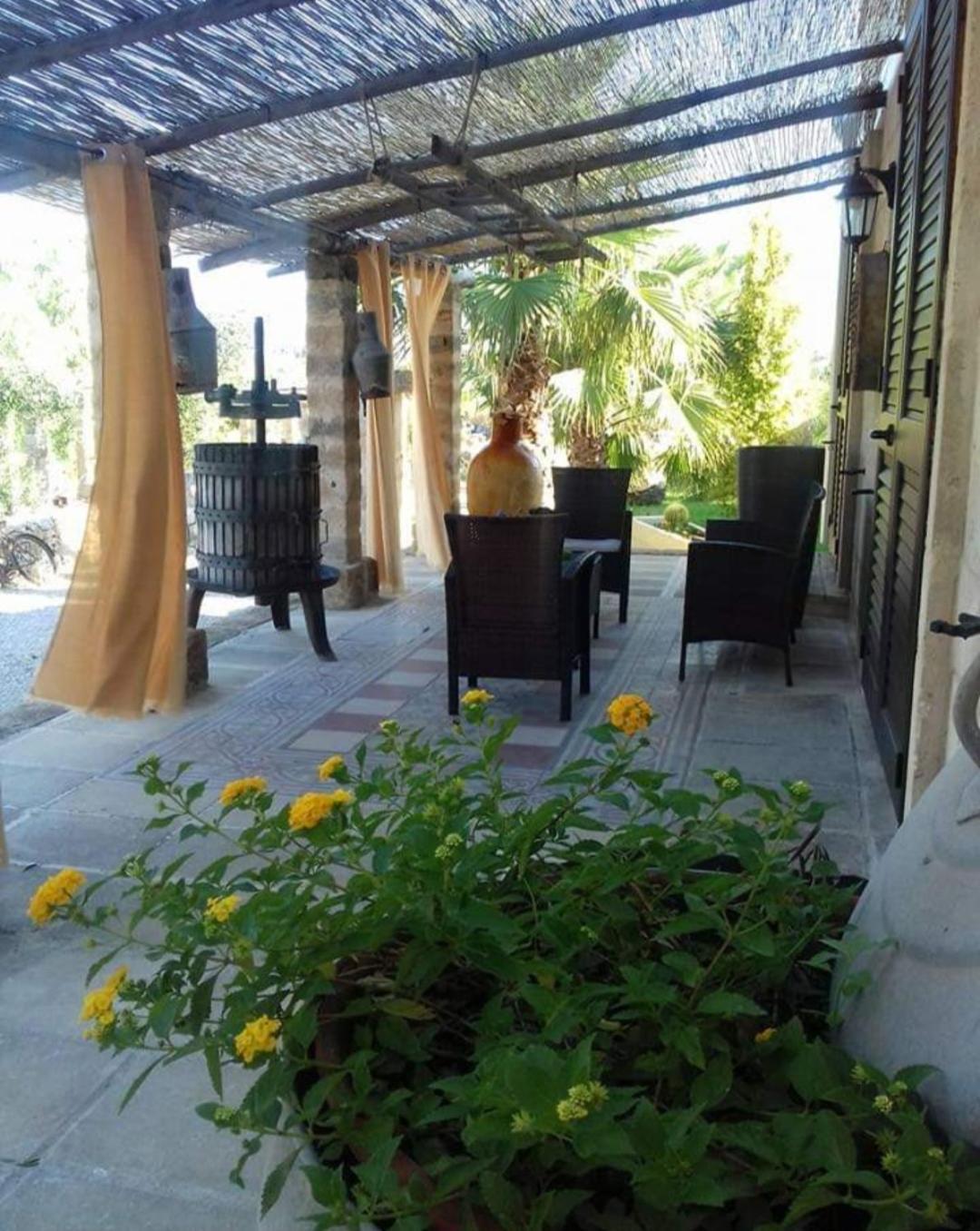 فيلا Giardini Di Marzo Felline المظهر الخارجي الصورة