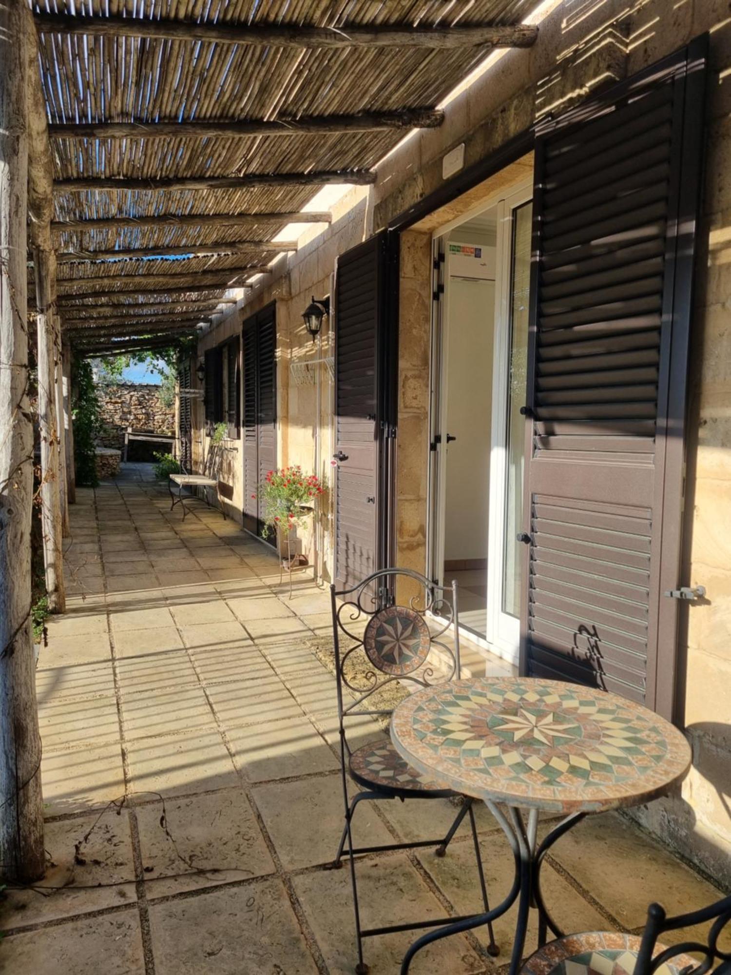 فيلا Giardini Di Marzo Felline المظهر الخارجي الصورة