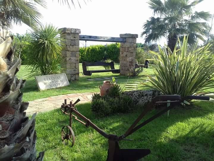فيلا Giardini Di Marzo Felline المظهر الخارجي الصورة