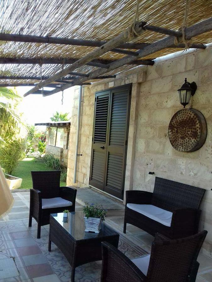 فيلا Giardini Di Marzo Felline المظهر الخارجي الصورة